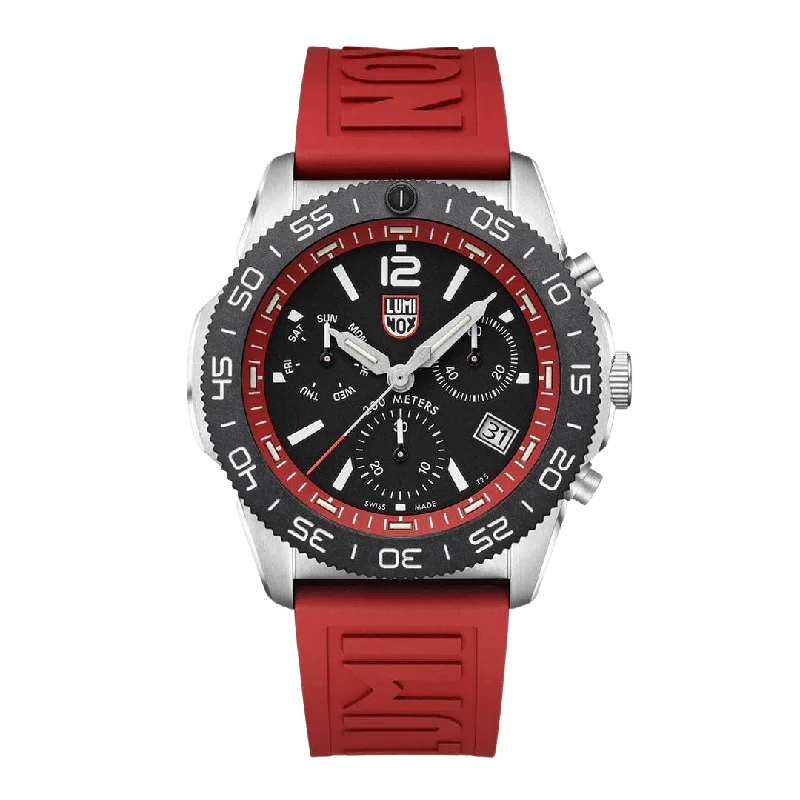 Stylish Men's Chronograph Watches for Work -Pacific Diver Chronograph, 44mm, Diver Watch