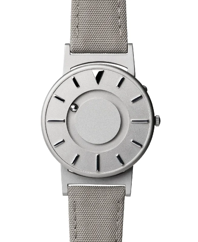 Men's Swiss Luxury Edition-Eone Bradley Titanium 40mm Beige