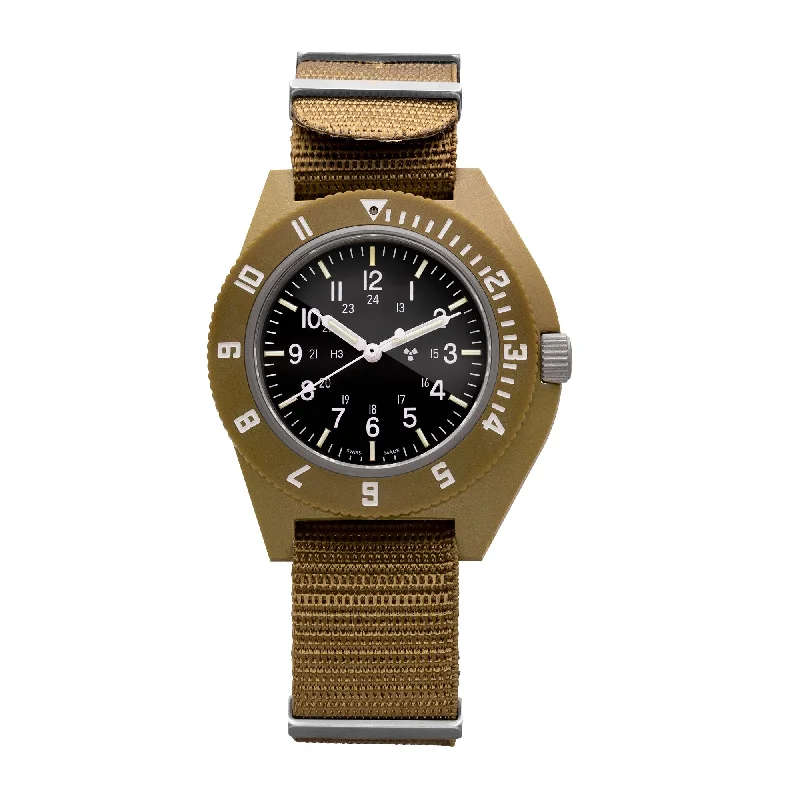 Men's Field Watches Water Resistance-41mm Desert Tan Pilot's Navigator (Quartz)
