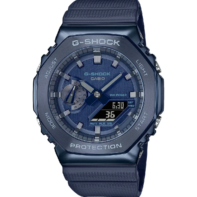 Men's Dive Watches with Integrated Diving Computer -G-Shock GM2100N-2A Blue Metal Covered 'CasiOak' Men's Dive Watches with Integrated Diving Computer -G-Shock GM2100N-2A Blue Metal Covered 'CasiOak'
