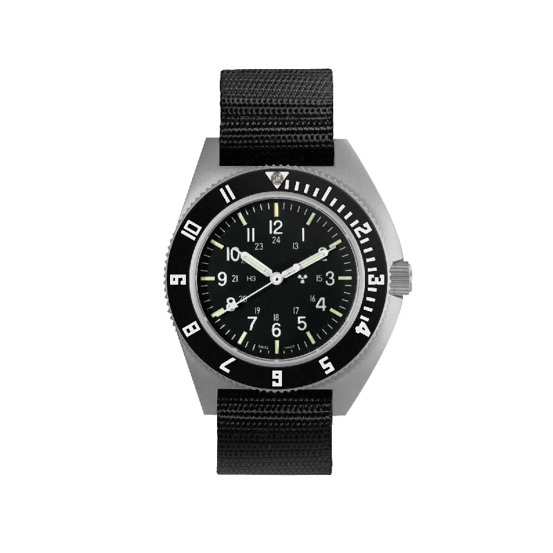 Men's Rugged Field Watches-41mm Steel Navigator (SSNAV) on Ballistic Nylon