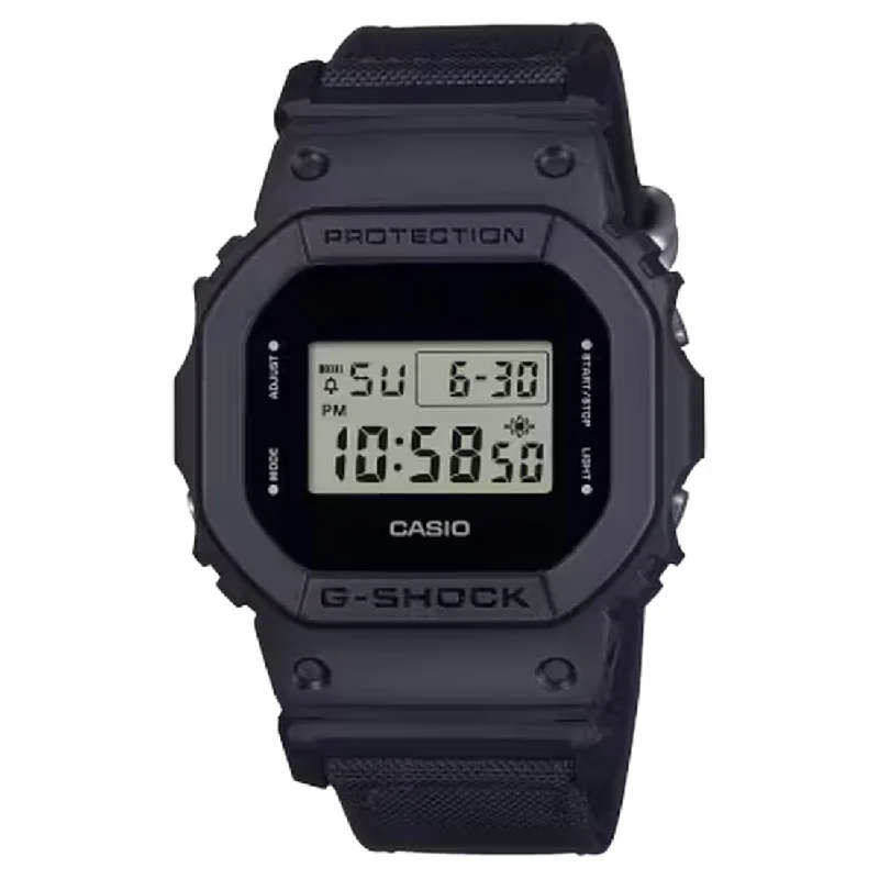 Men's Thick Case Design Sports Watches-Orologio Casio G-Shock DW-5600BCE-1ER nero cinturino cordura