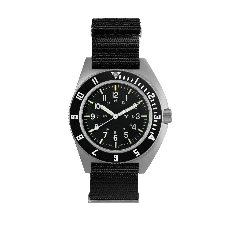 Field Watches for Men's Outdoor-41mm Steel Navigator (SSNAV) on Nylon DEFSTAN
