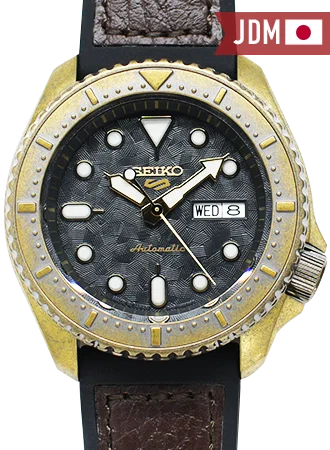 Men's Formal Event Design Sports Watches-Seiko 5 Sports "Specialist Style" Gold Vintage Ref. SBSA072