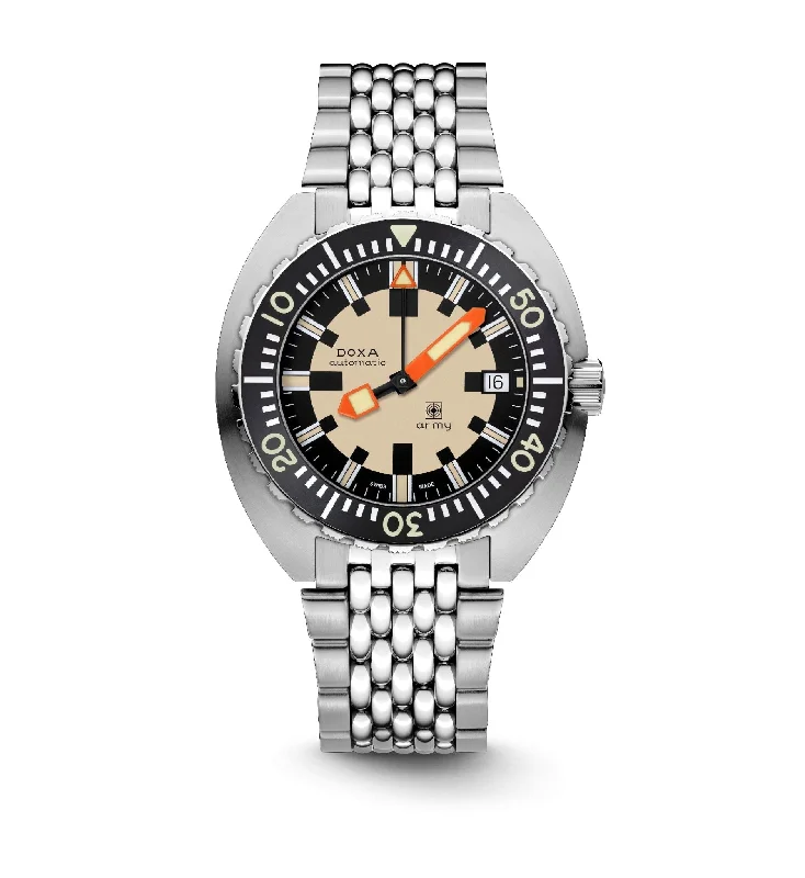 Men's Military Watches with Reflective Display -DOXA Army, stainless steel bezel