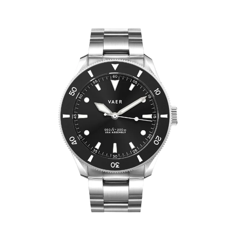Men's Dive Watches for Scuba Diving Beginners -D4 Meridian - Black Matte USA Solar 38mm