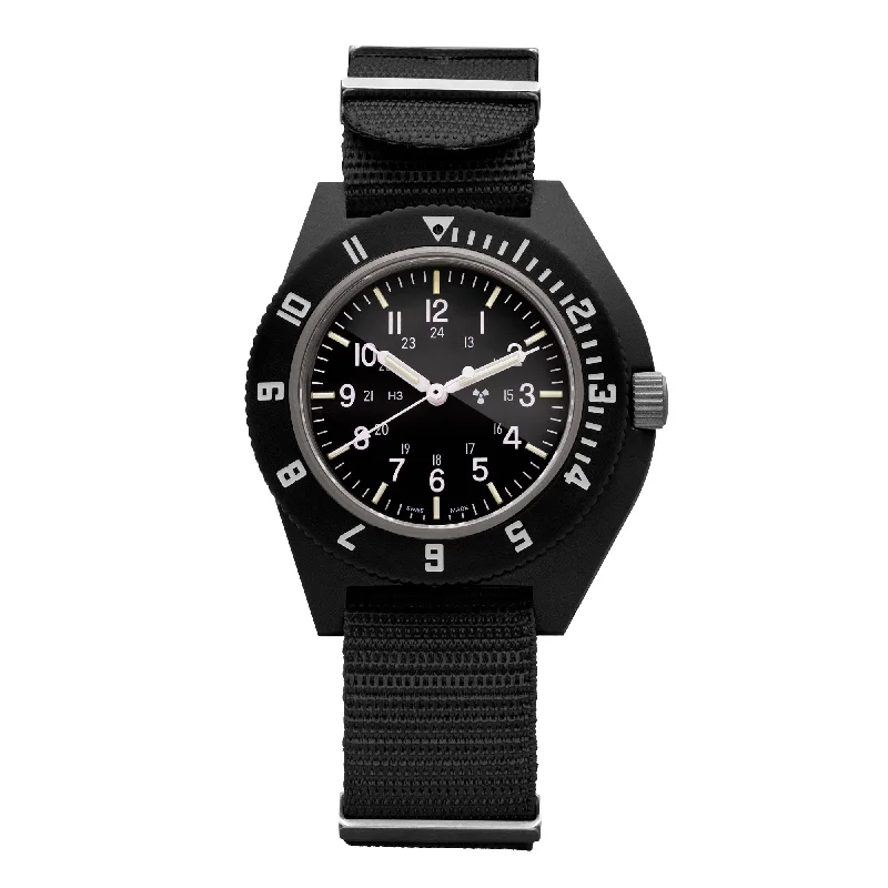 Men's Titanium Field Watches-41mm Black Pilot's Navigator (Quartz)