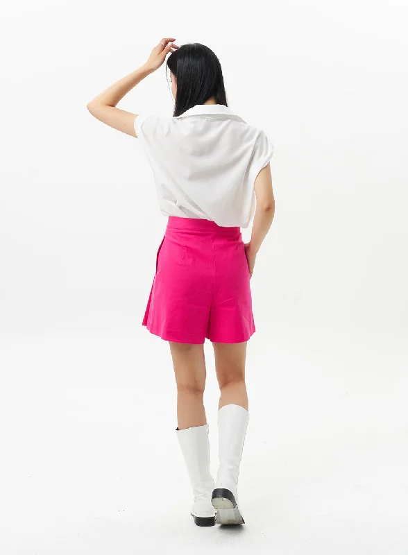 pleated-shorts-ou323