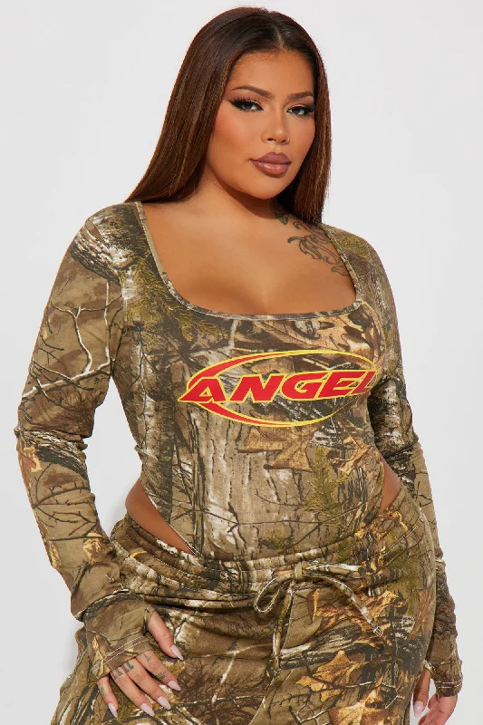 angel-baby-camo-bodysuit-camouflage