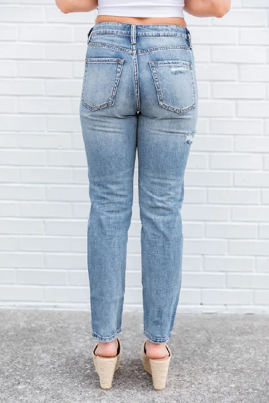 distressed-boyfriend-medium-wash-jeans