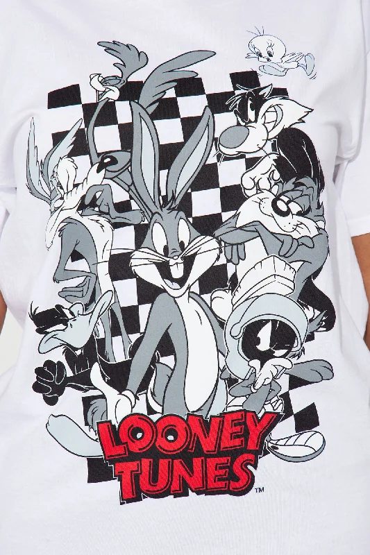 looney-tunes-gang-tshirt-white